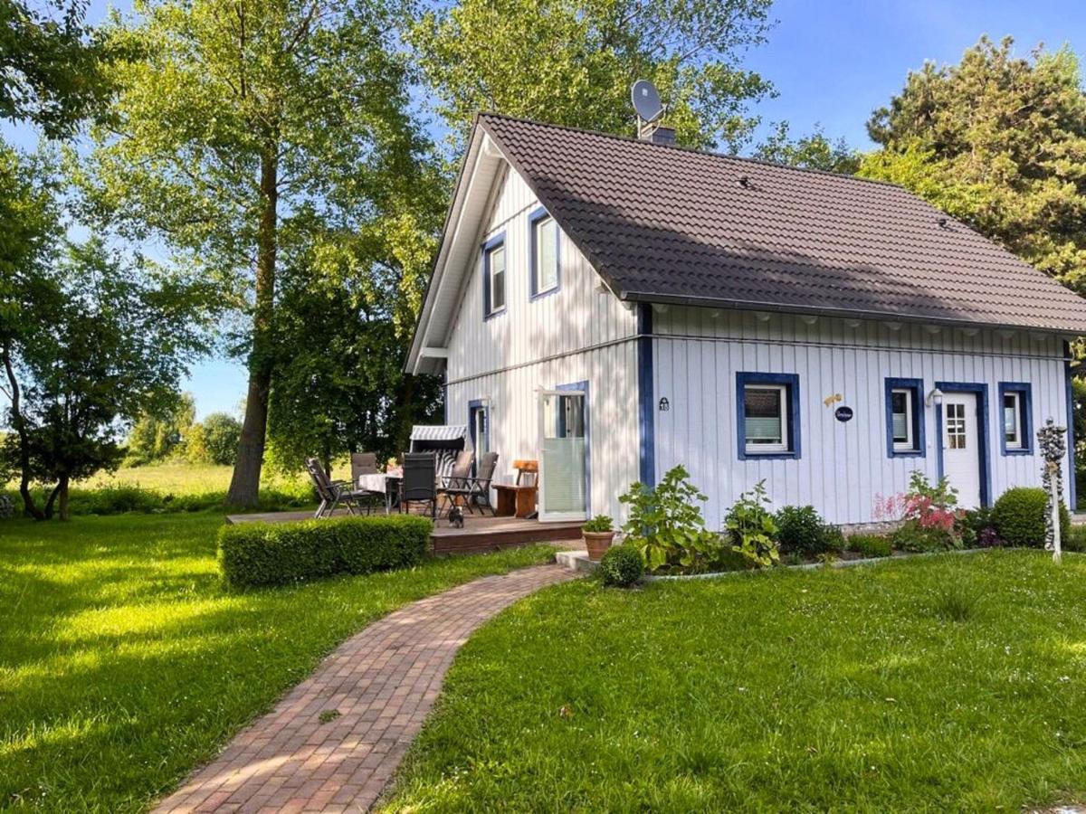 Komfortables Haus Mit Kamin, Sauna, Garten, Terrasse - Ferienhaus Sternschnuppe Wiek auf Rügen Extérieur photo